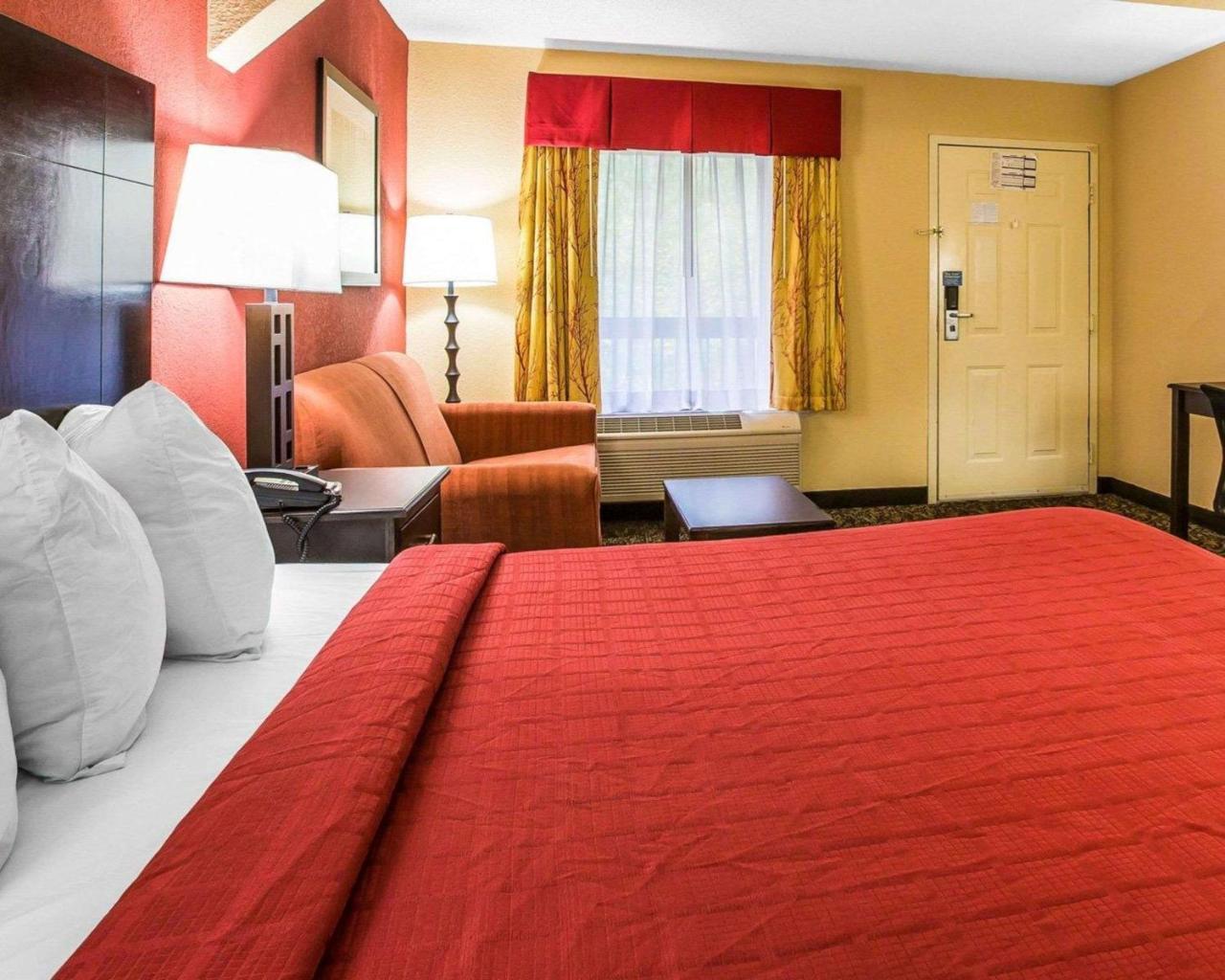 Knights Inn & Suites Griffin Exteriör bild