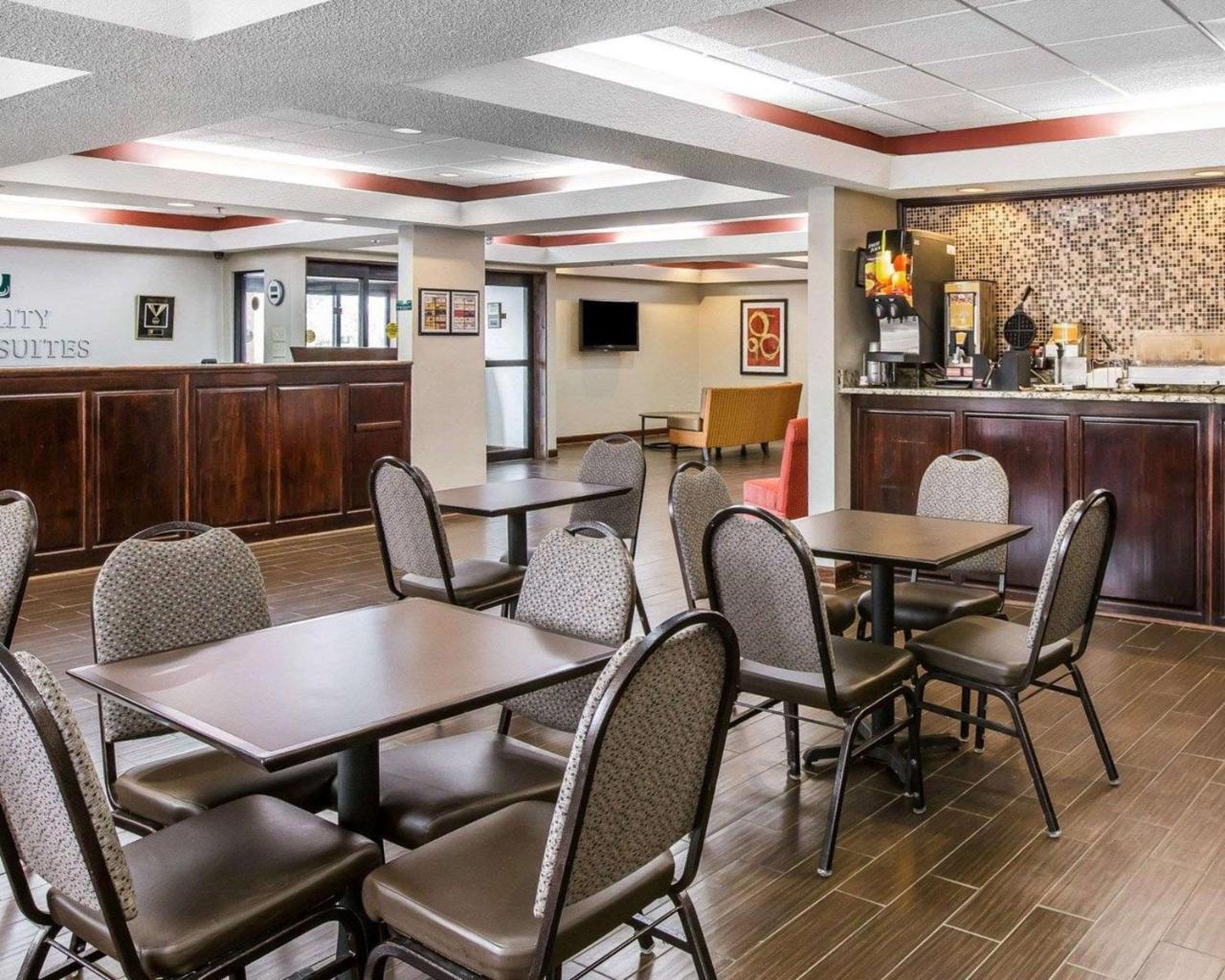 Knights Inn & Suites Griffin Exteriör bild