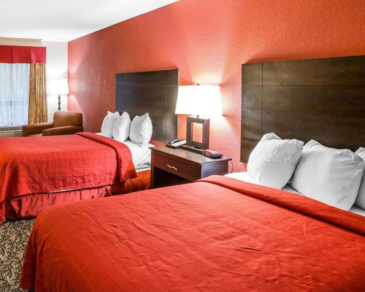 Knights Inn & Suites Griffin Exteriör bild